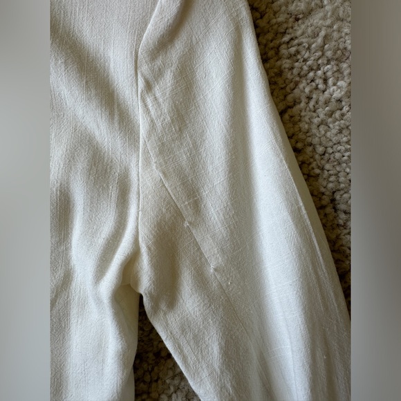 Mable White Set - crop with shoulder pads and front tie & loose trousers - Picture 3 of 8